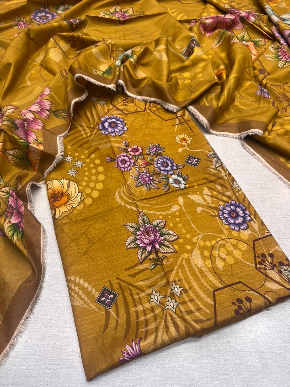 2Pc Dhanak Kameez & Dupatta Unstitched Suit 76