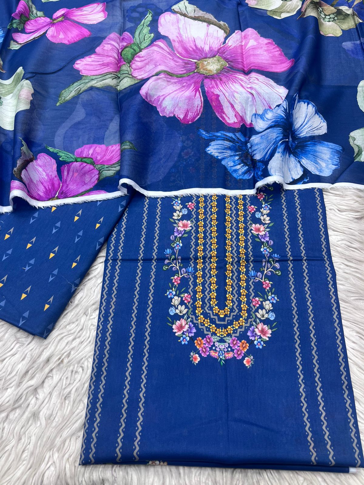3 Peice Supima Lawn D#335