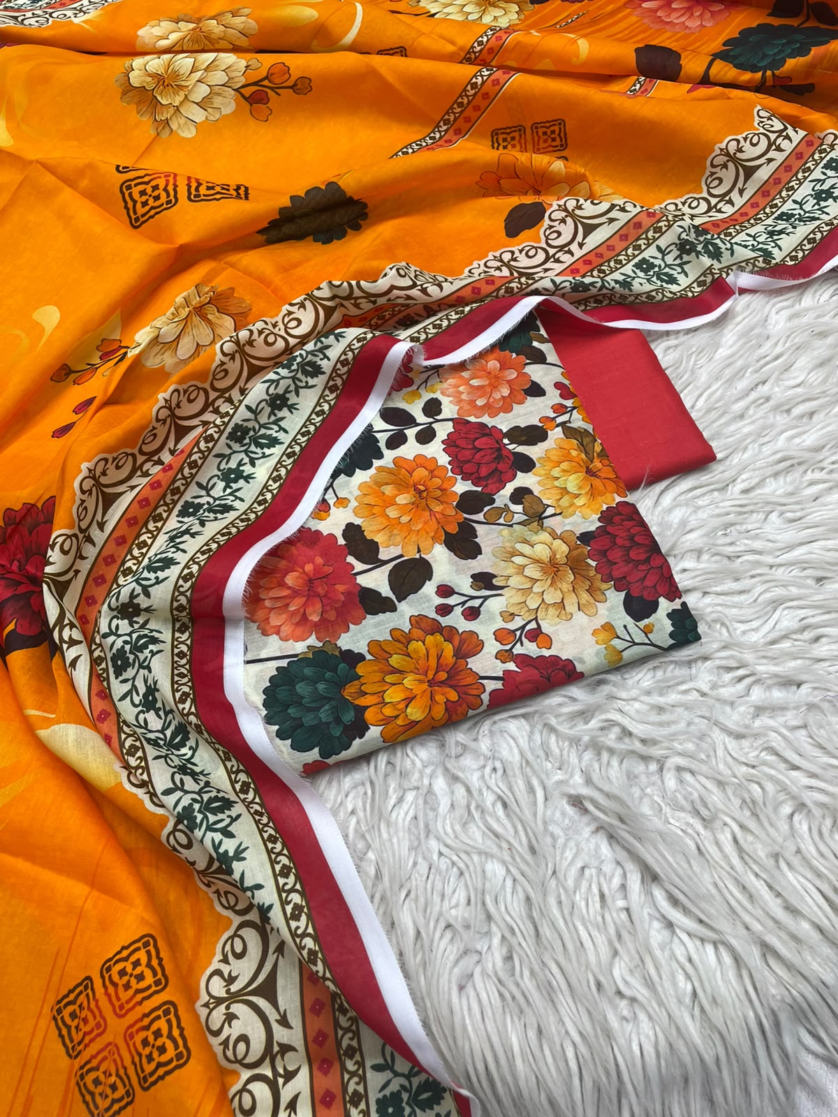 3Pc Zobia Lawn Unstitched Suit 29