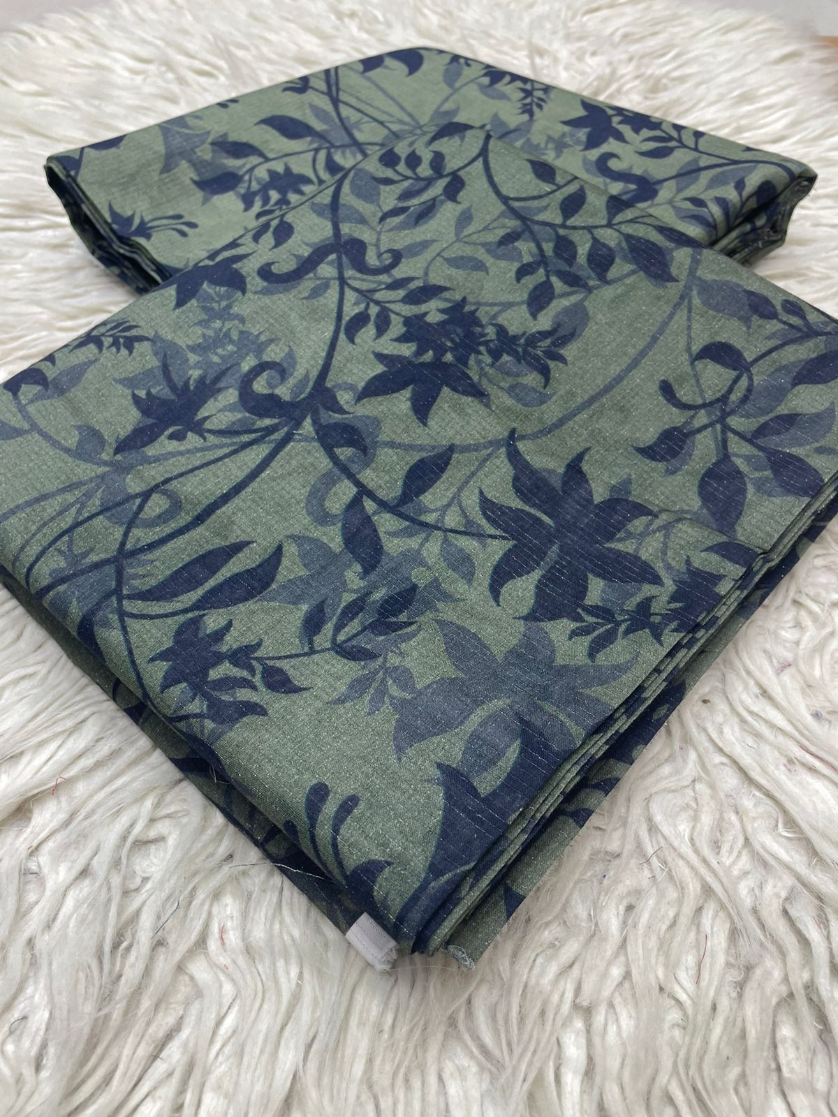 2Pc Silvary Lawn Digital Printed Suit 495