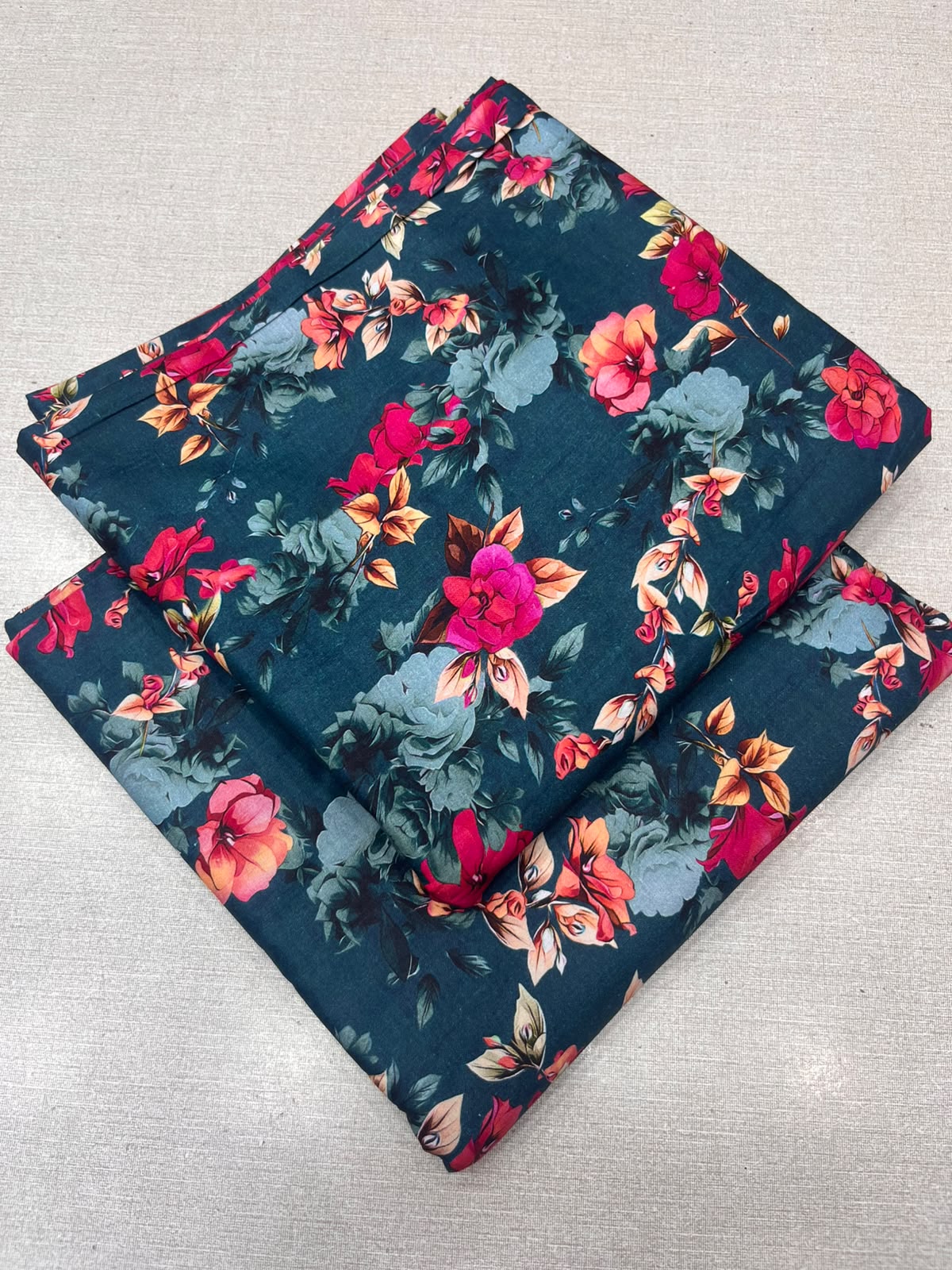 2Pc Staple Same Printed Unstitched Suit 6233