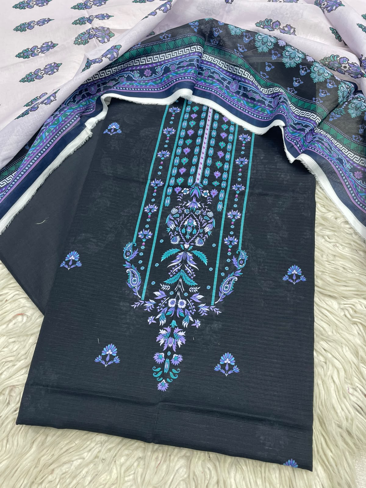 3Pc Stylo Lawn Unstitched Suit 03