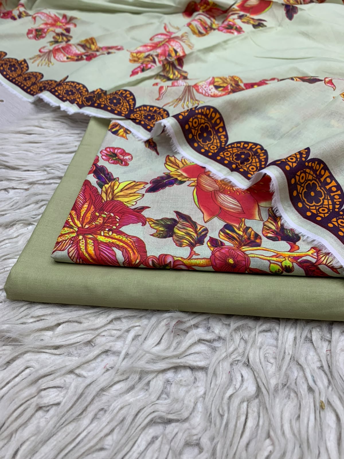 90x88 3Pc Premium Lawn Suit Vol-0020