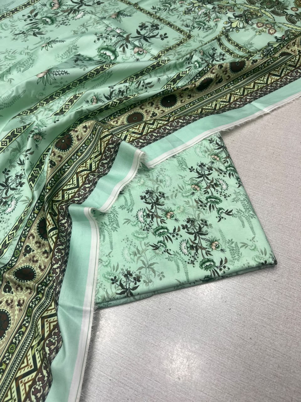 2Pc Staple Kameez & Dupatta Unstitched 62