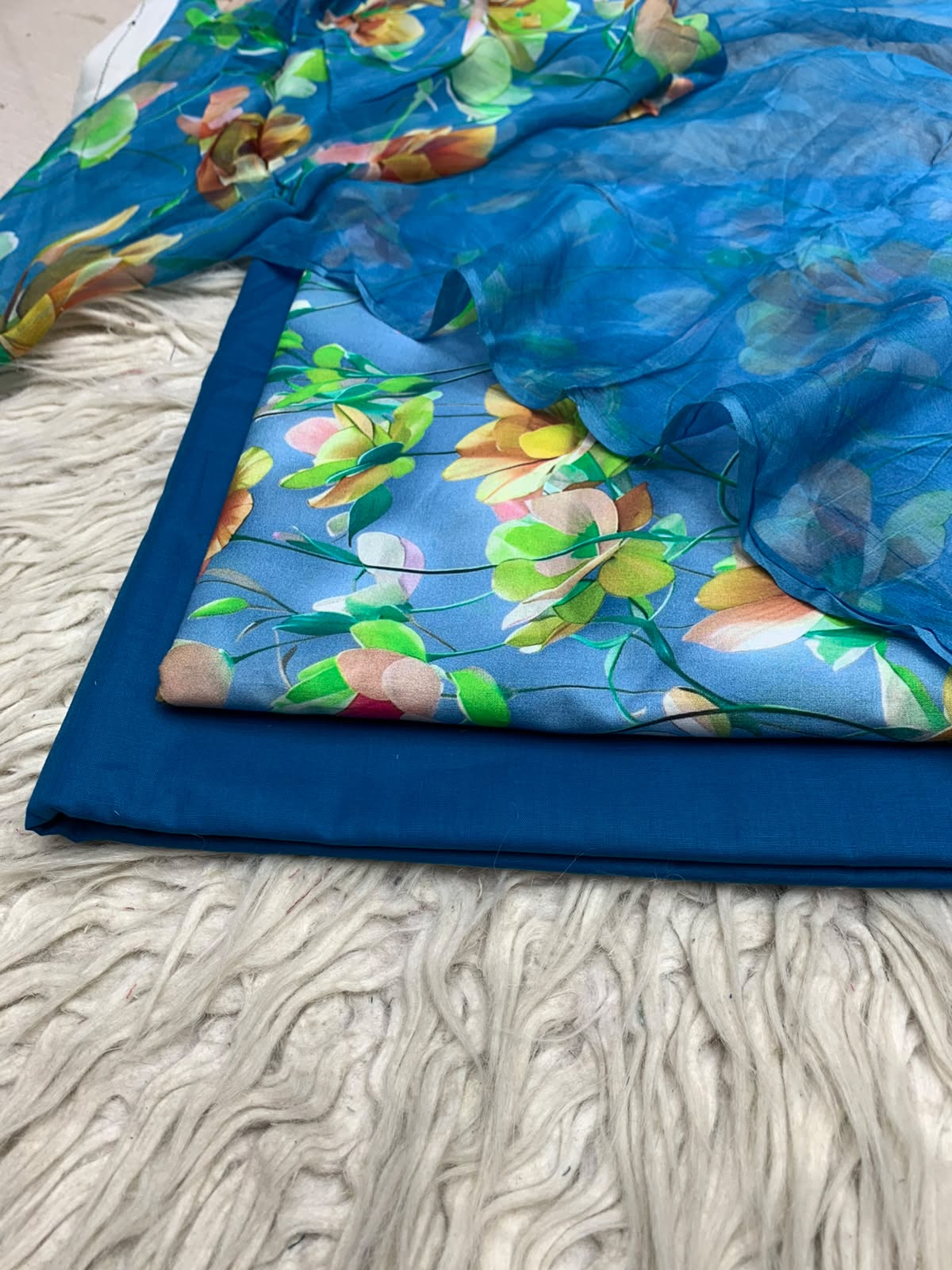 90x88 3Pc Premium Lawn Suit Vol-0020