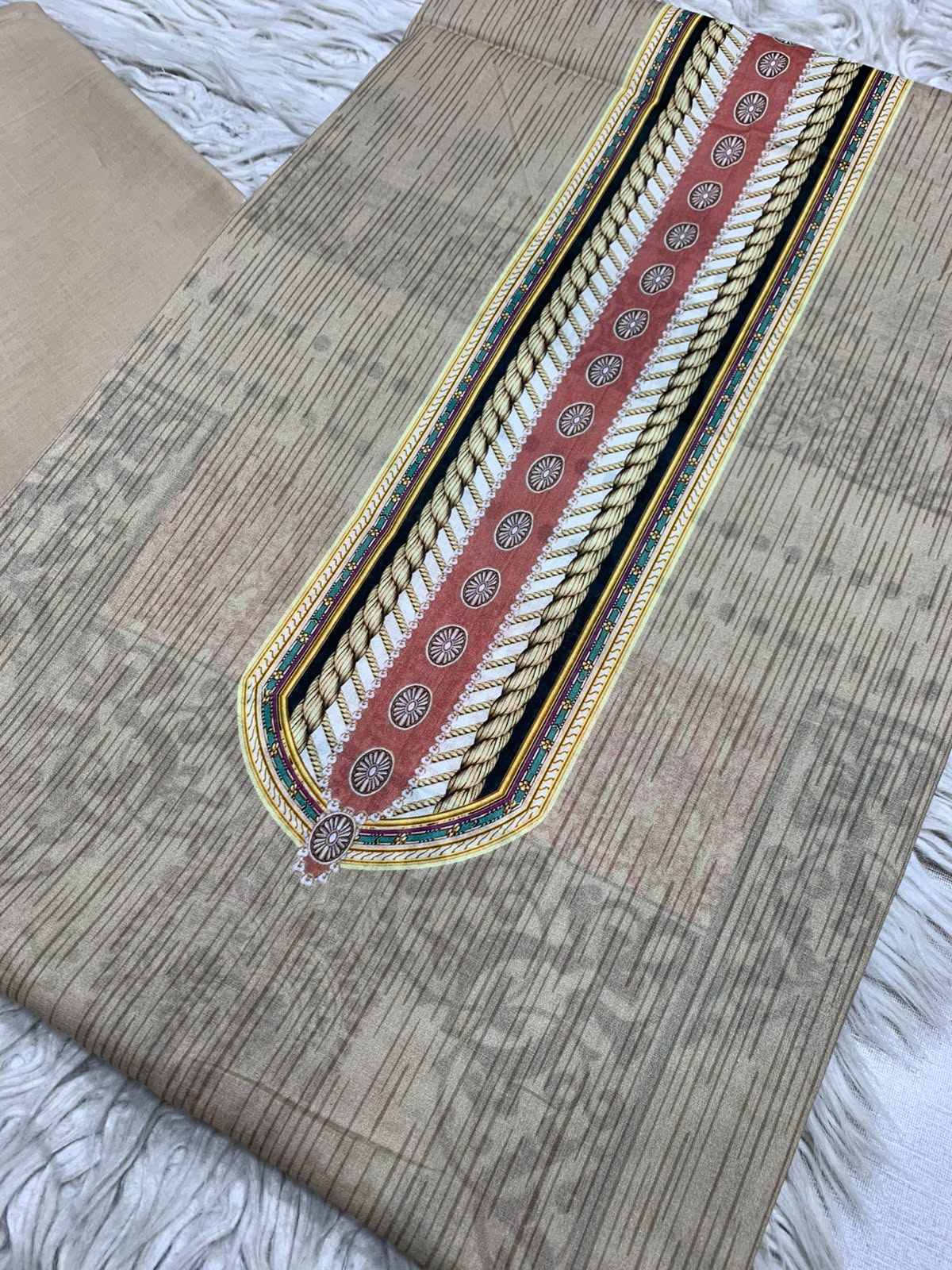 2Pc Printed Lawn Unstitched Suit 68