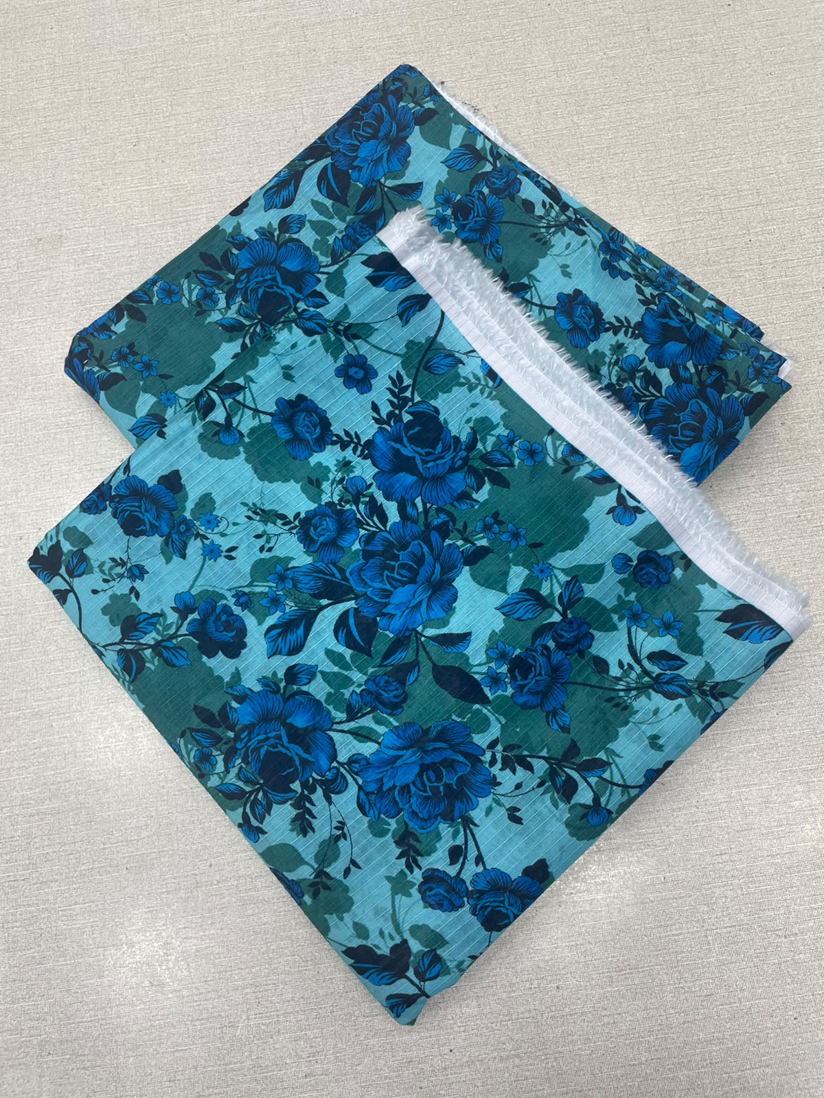 2Pc Bana Doria Lawn Unstitched Suit 552