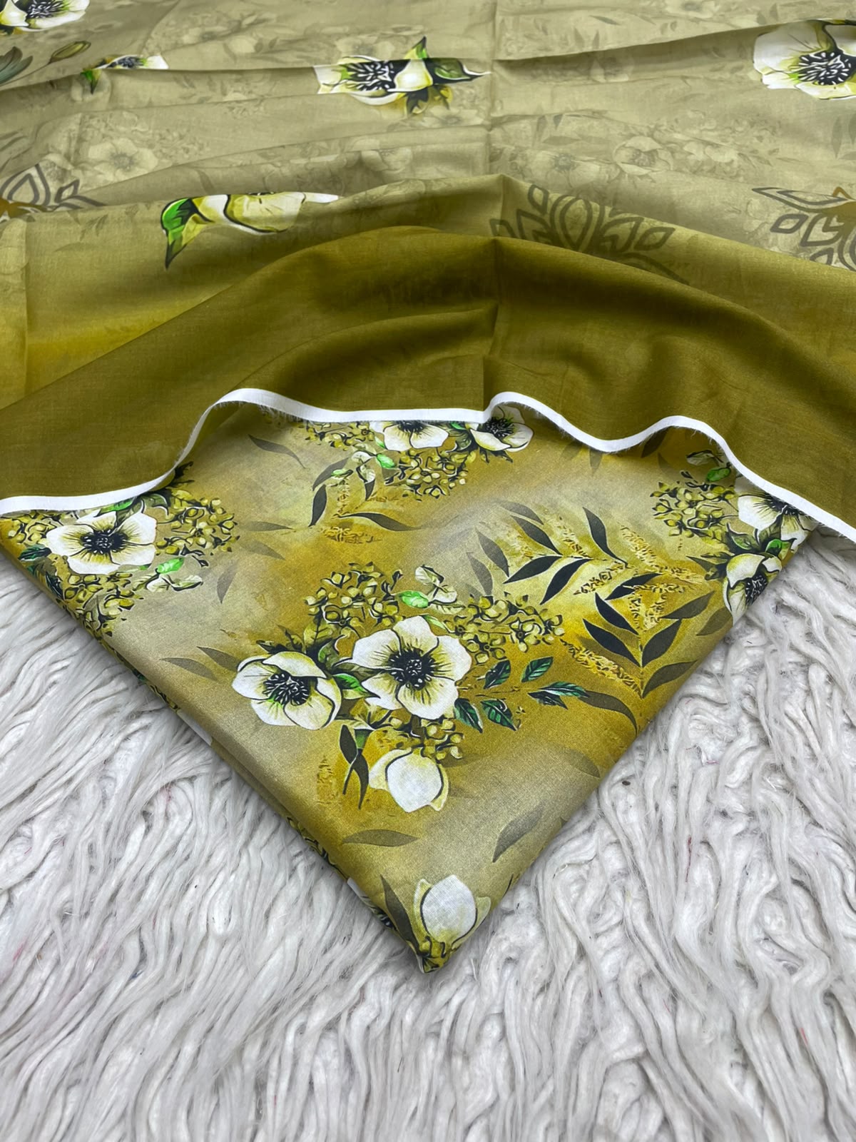 3Pc Same Digital Printed Lawn Suit 878