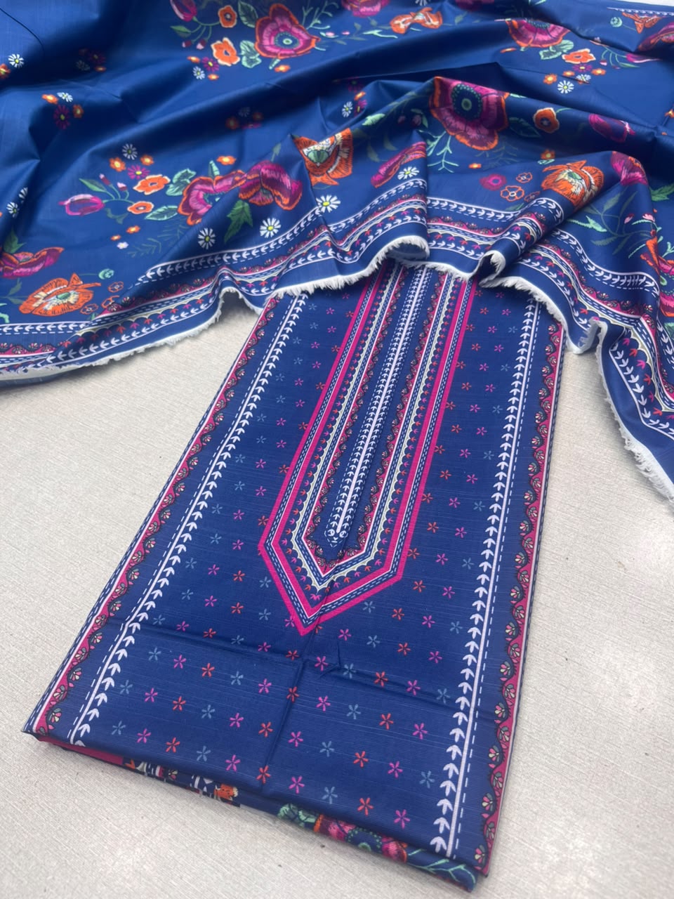 2Pc Slub Khaddar Kameez & Dupatta Suit 6237