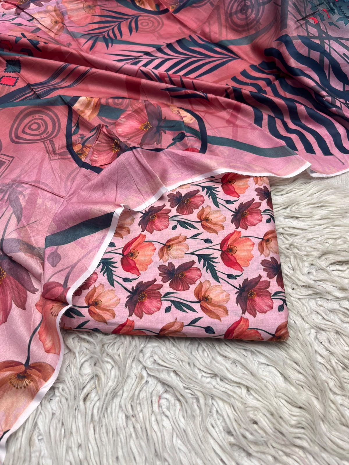 3Pc Same Digital Printed Lawn Suit 15