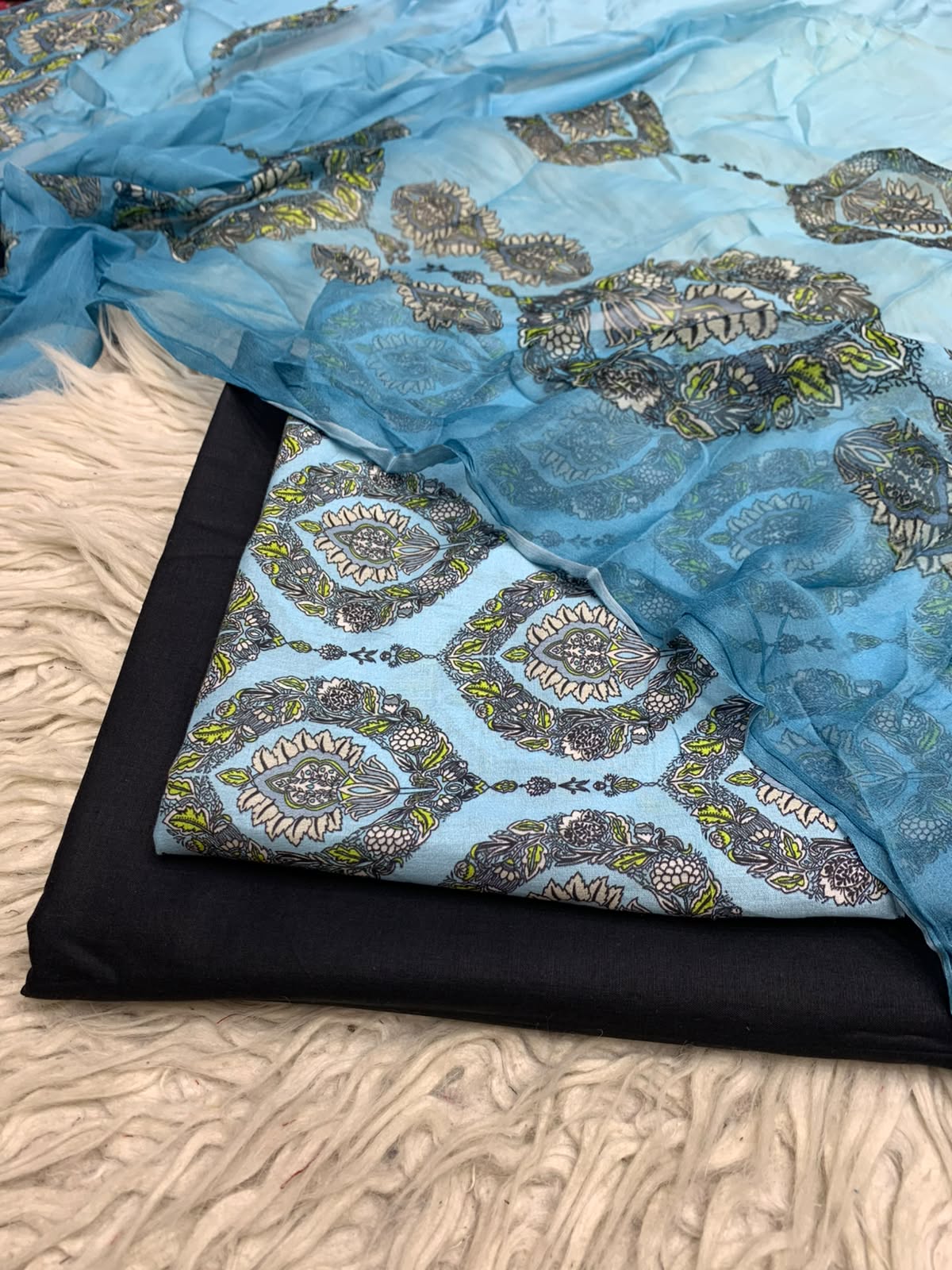 90x88 3Pc Premium Lawn Suit Vol-0020