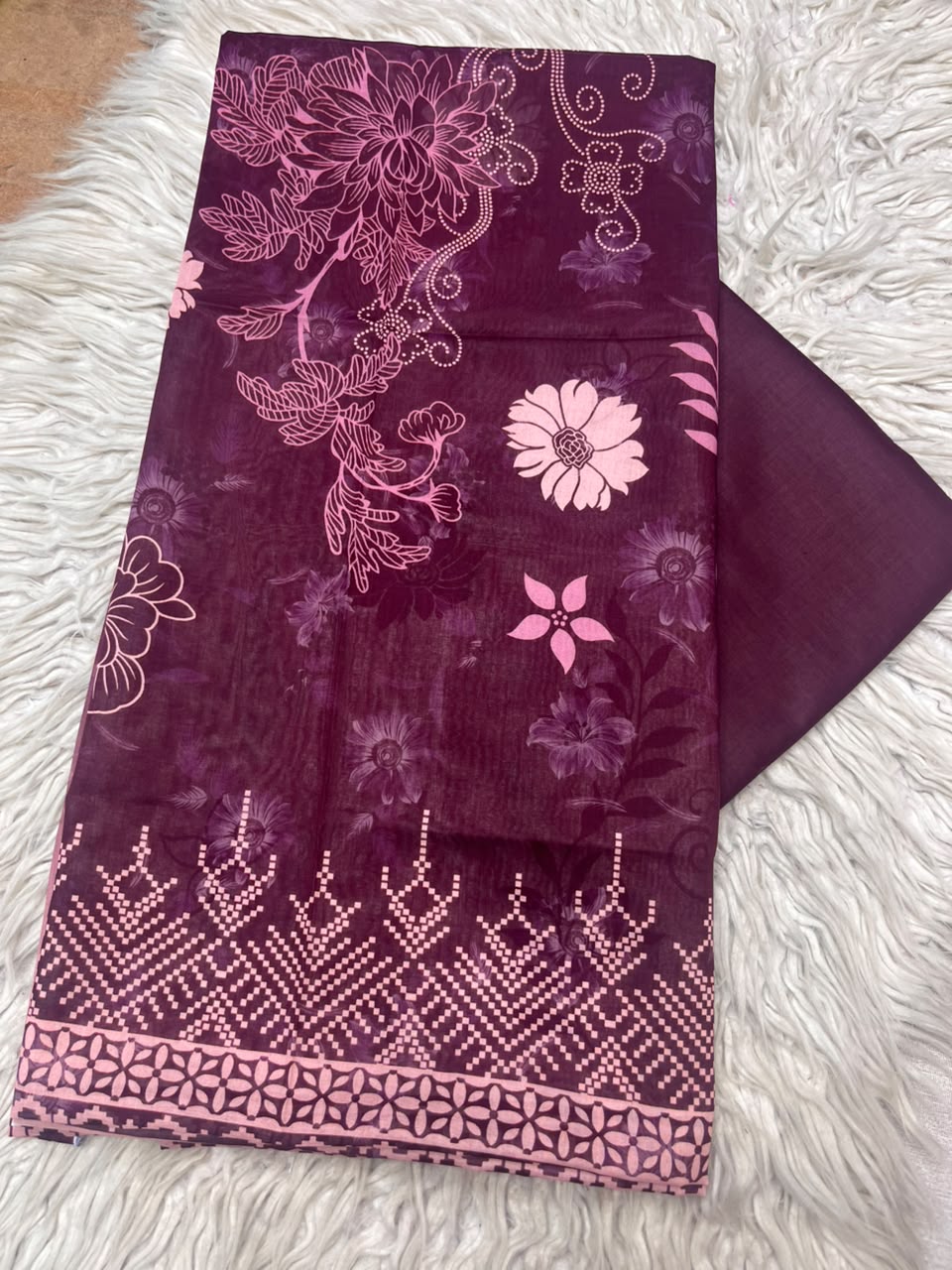 2Pc Printed Lawn Kameez & Trouser 525