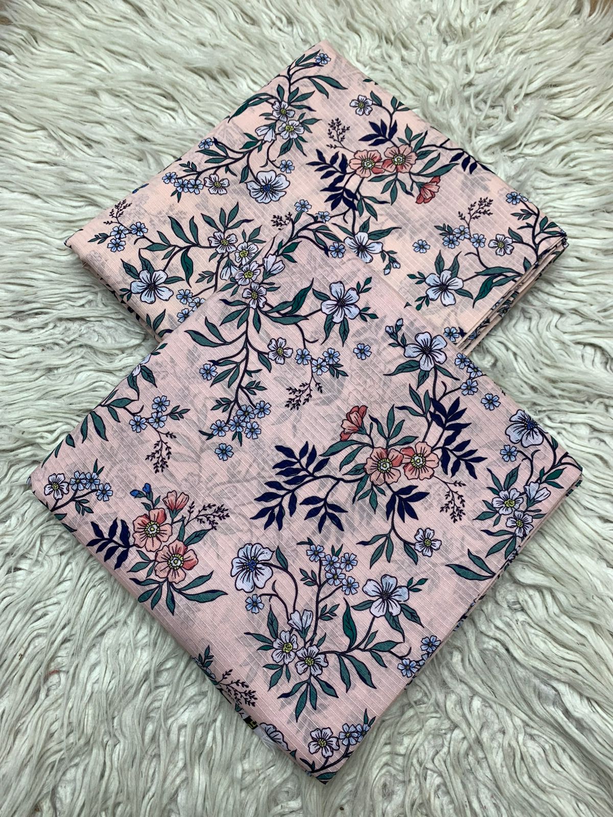 2Pc Gul Ahmad Lawn Bana Dora Suit Vol-0215